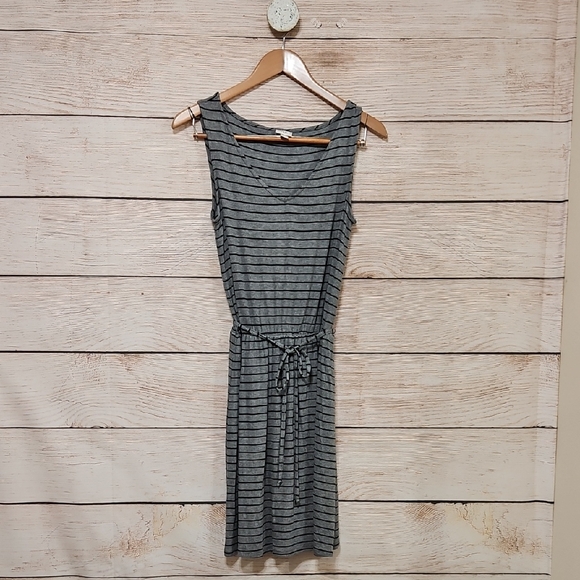 💟 Merona Gray Striped Ribbed  Midi Dress Small - Picture 1 of 7